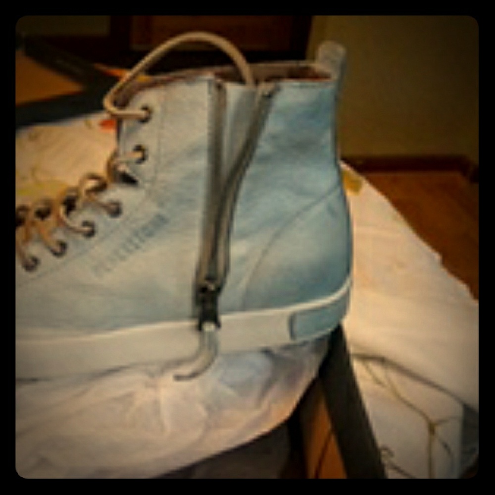 All leather hi top